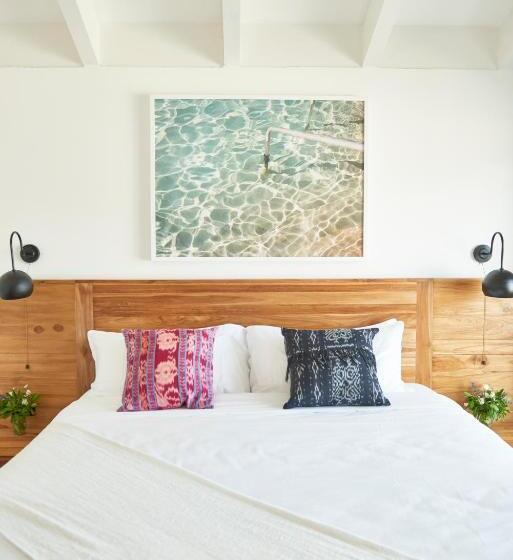 スタンダードルーム, Hero Beach Club