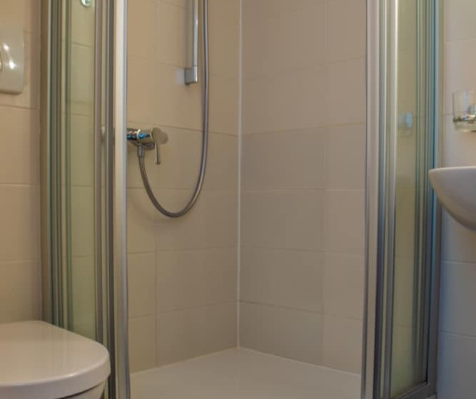 Номер Стандарт, Hôtel De L'ange