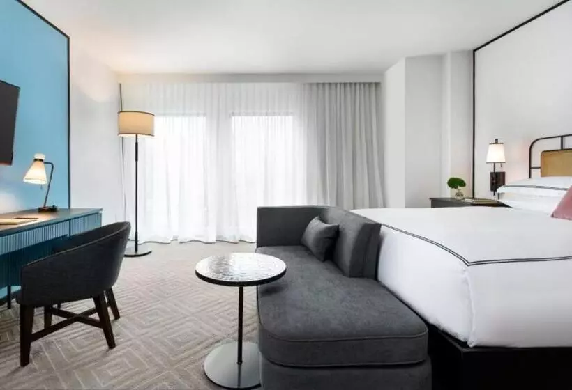 キングサイズベッドのスタンダードルーム, Kimpton Hotel Fontenot, An Ihg