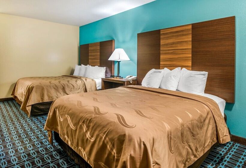 غرفه قياسيه سريرين مزدوجين, Quality Inn Loudon Concord