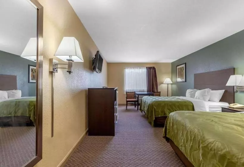 スタンダードルーム, Quality Inn West Memphis I40