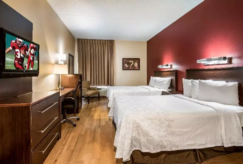 キングサイズベッドのスーペリアルーム, Red Roof Inn Plus+ South Deerfield   Amherst