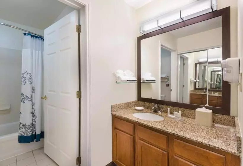 استودیوی استاندارد, Residence Inn Brownsville