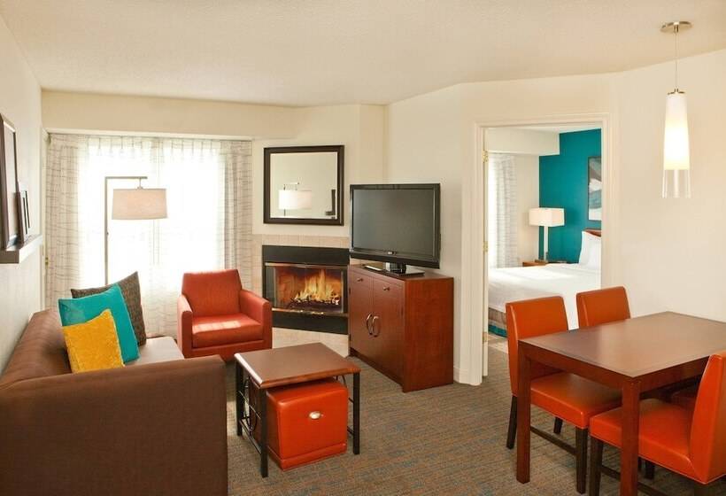 Люкс 2 Спальни, Residence Inn Hartford Manchester