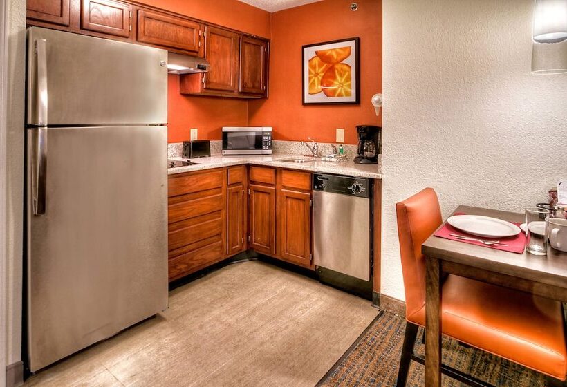스위트, Residence Inn Memphis Germantown