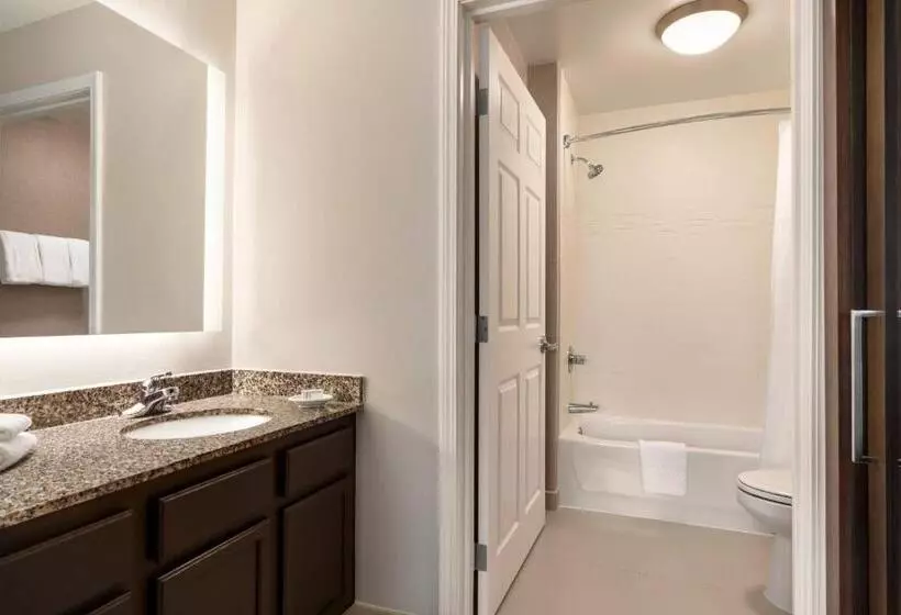 キングサイドベッドのスタンダードワンルーム, Residence Inn By Marriott Philadelphia West Chester/exton