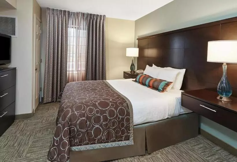 ２ベッドスイートルーム, Staybridge Suites Glenview, An Ihg