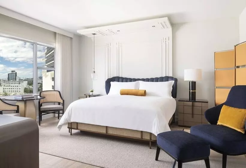 مجموعه ویستا شهر, The Ritzcarlton, South Beach
