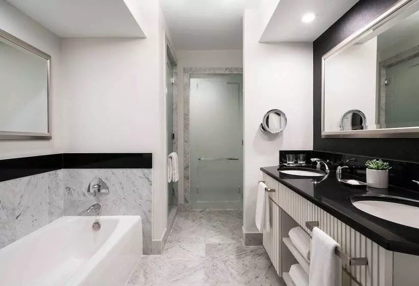 سوئیت کلوب با چشمانداز دریا, The Ritzcarlton, South Beach