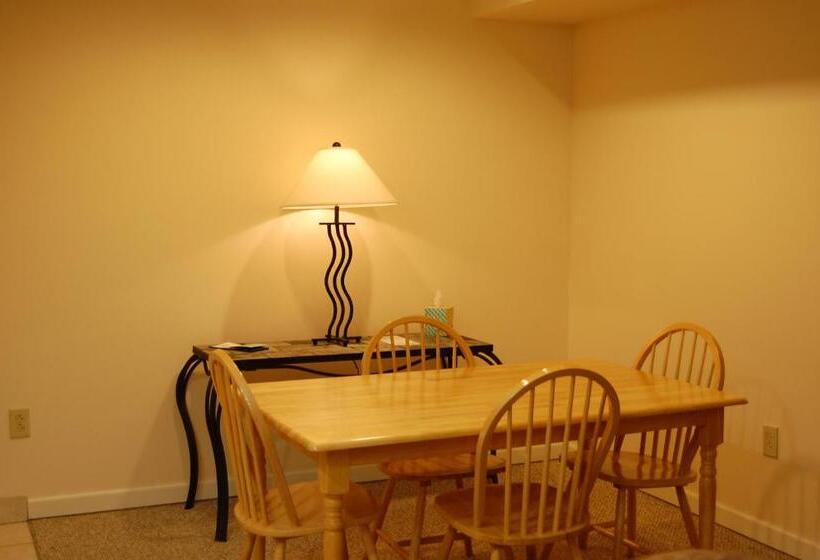 סוויטת דלוקס 2 חדרים, Microtel Inn & Suites By Wyndham Plattsburgh