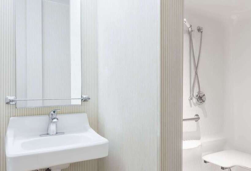 غرفة قياسية, Microtel Inn & Suites By Wyndham Uncasville Casino Area