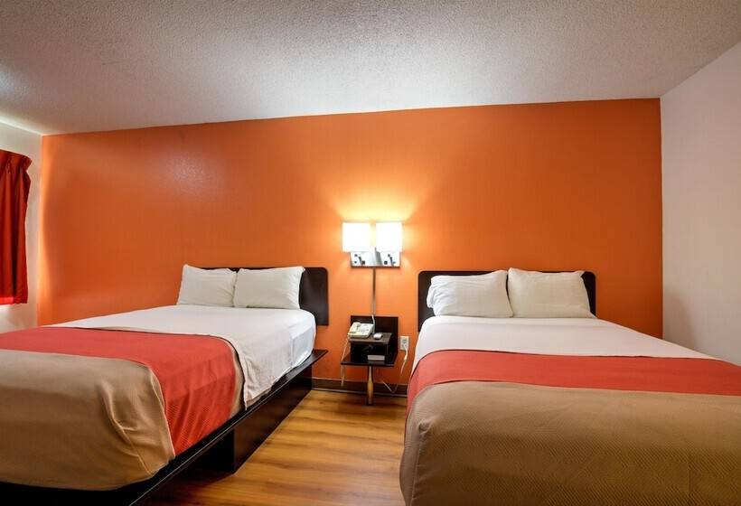 غرفه قياسيه سريرين مزدوجين, Super 7 Inn