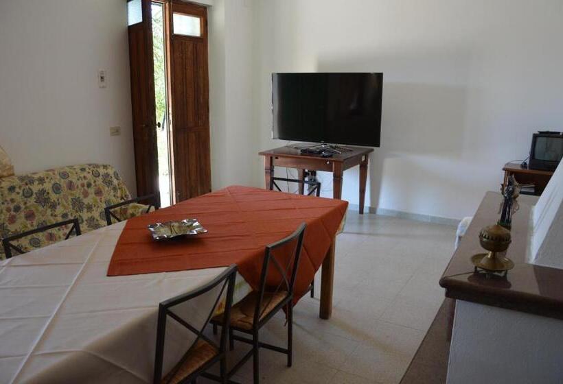 침실 2개 아파트, Azienda Agrituristica Carida