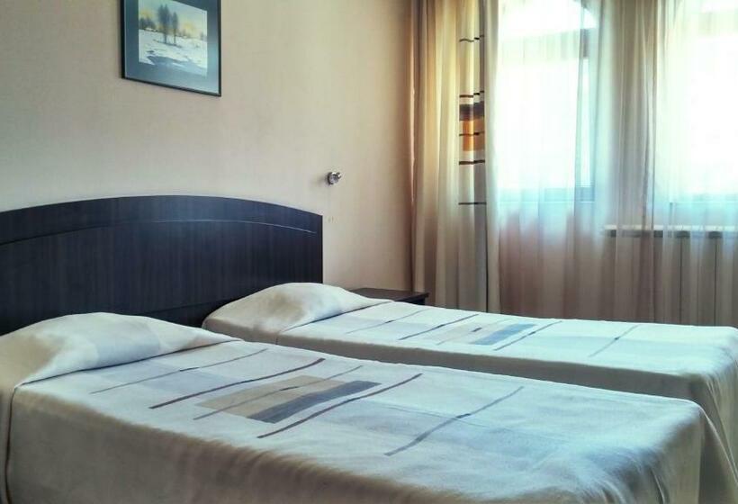 غرفة قياسية, Meteor Family