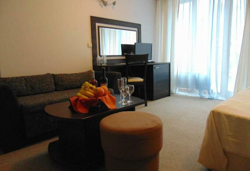 جناح جونيور, Meteor Family