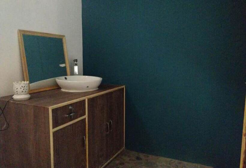 سرير في غرفة سوبيريور مشتركة, Moustache Kaza Spiti Hostel