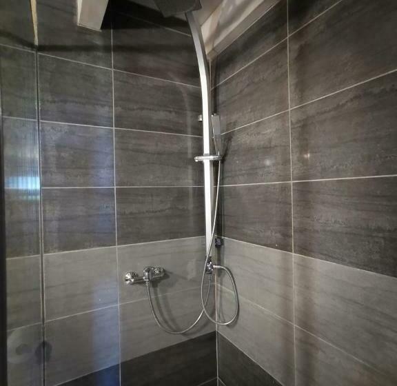 家庭间, Atelier Du Philosophe