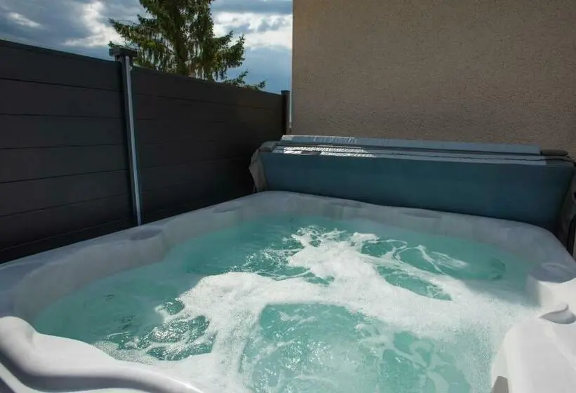 デラックスルーム, Le Feneau Maison D Hôtes