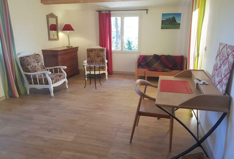 جناح عائلي, Mas Des Ballats