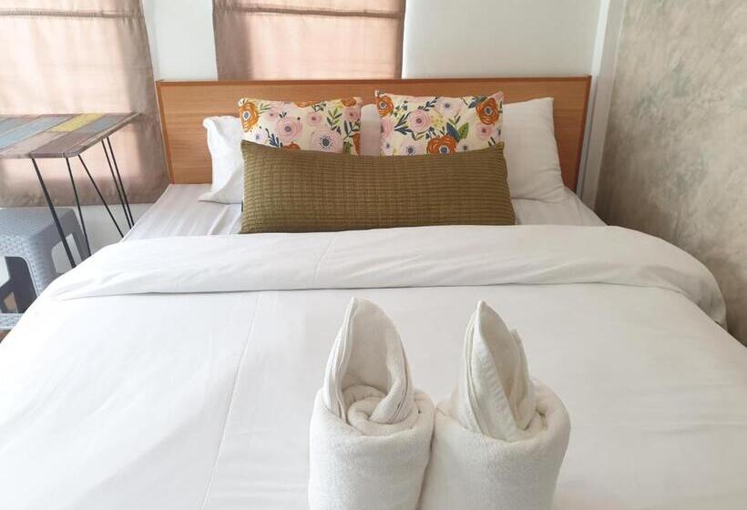 Standard Room Garden View, บ้านหมอบิวรีสอร์ทเชียงคาน Baanmhorbiwresortchiangkhan