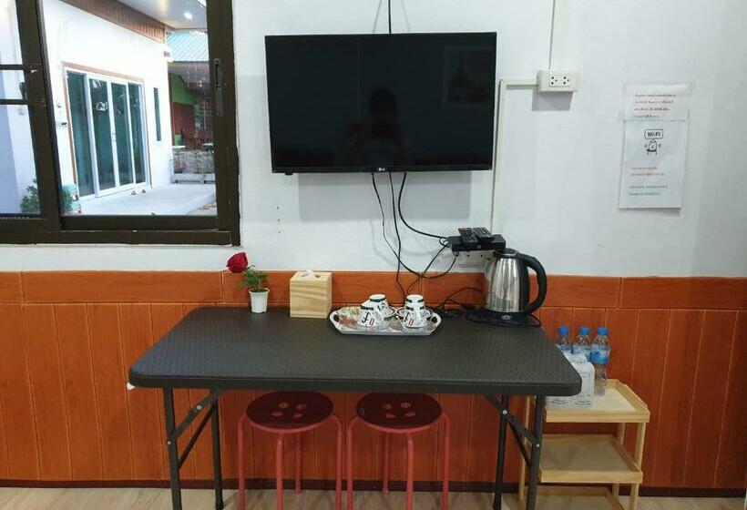 Четырехместный Номер Deluxe, บ้านหมอบิวรีสอร์ทเชียงคาน Baanmhorbiwresortchiangkhan