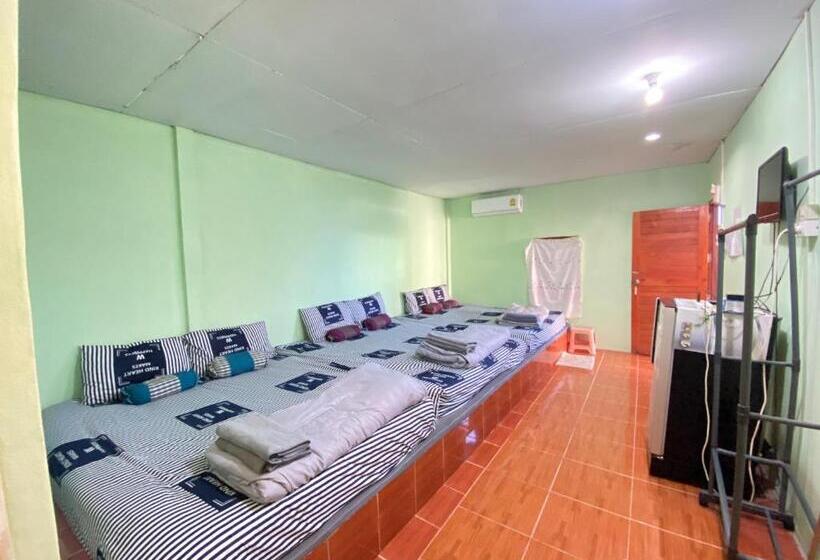 Family Room, บ้านหมอบิวรีสอร์ทเชียงคาน Baanmhorbiwresortchiangkhan