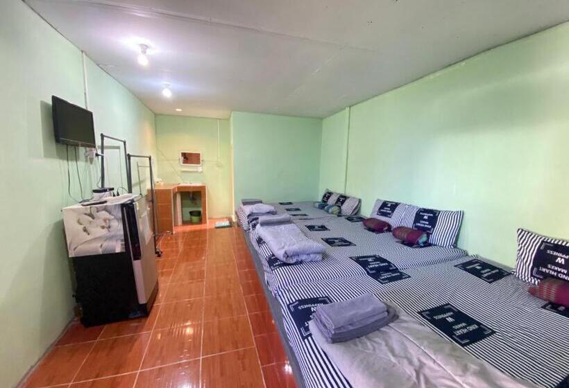 Family Room, บ้านหมอบิวรีสอร์ทเชียงคาน Baanmhorbiwresortchiangkhan