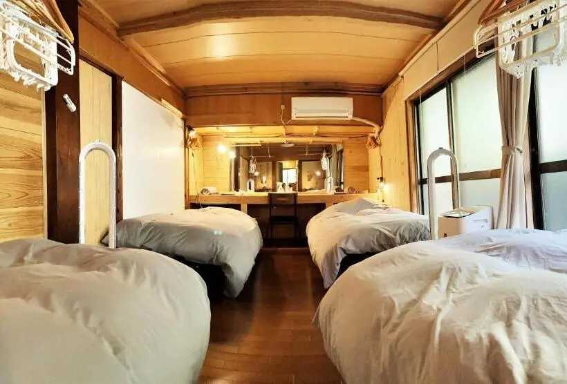 浴室共有ファミリールーム, 奄美ゲストハウス Hub A Nice Inn