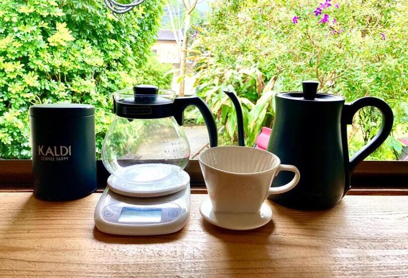 Cameră Familiar cu Baie în Comun, 奄美ゲストハウス Hub A Nice Inn