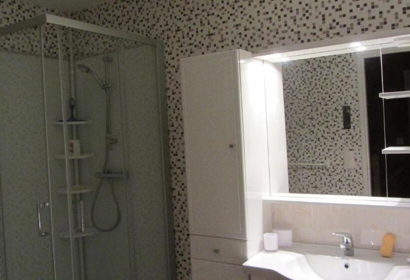 חדר סטנדרט, Les Glycines