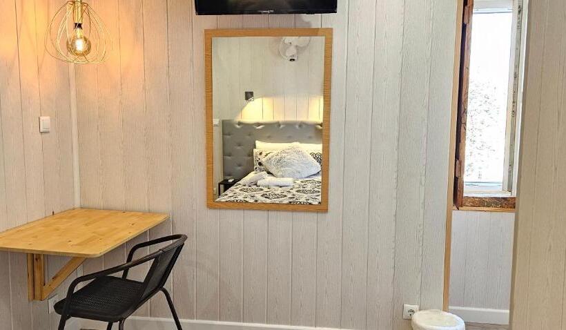 スタンダードシングルルーム, Hostel Charme Da Graça