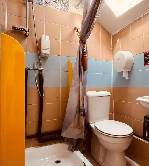 バスルーム共有のシングルスタンダード, Hostel Charme Da Graça