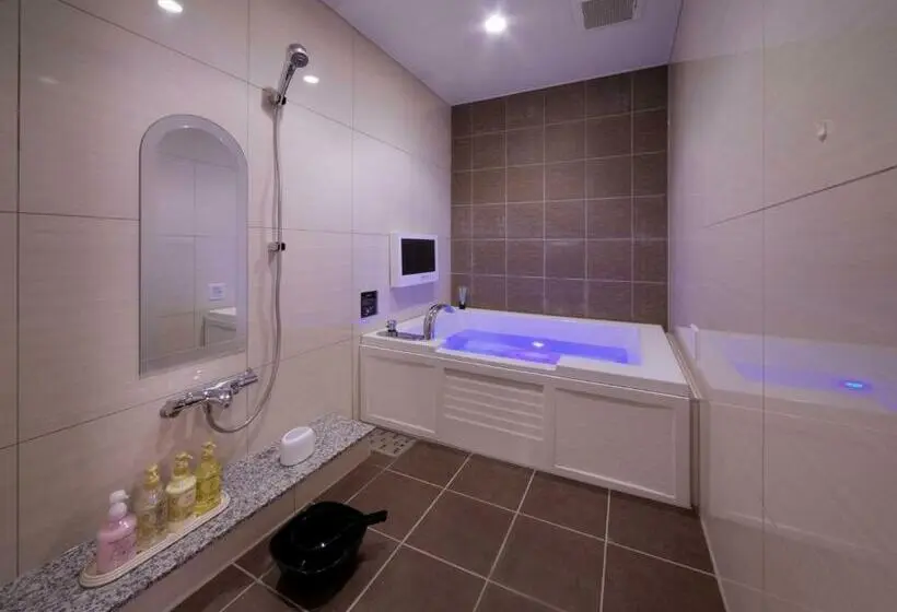 エコノミールーム, Jewel Hotel Luxury Modern