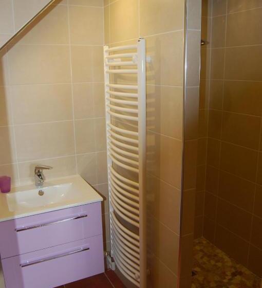 غرفة قياسية, Ferme Auberge Du Rondeau