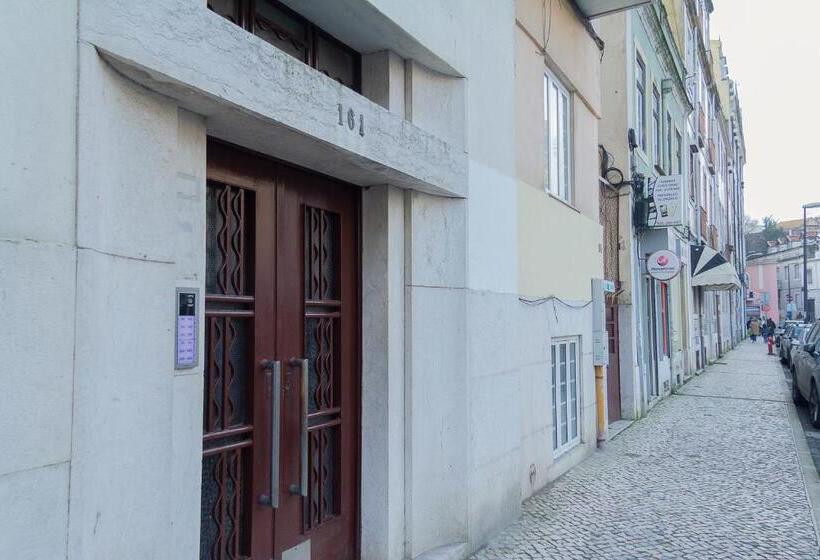 标准单人间共用浴室, Guest House Amoreiras