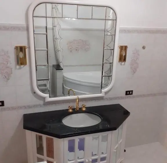 庭の見える１ベッドルームアパートメント, B&b Il Girasole   A Casa Di Ale