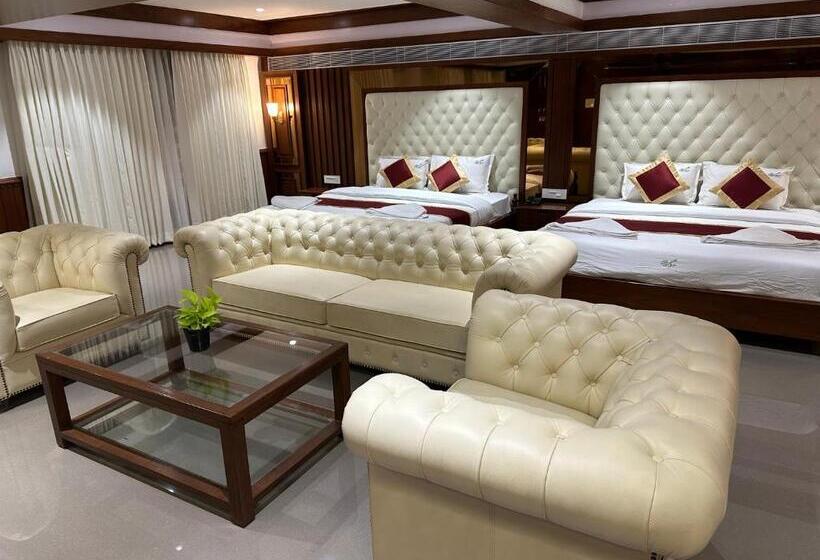 プレミアム４ベッドルーム, Holiday Valley Hotels And Resorts