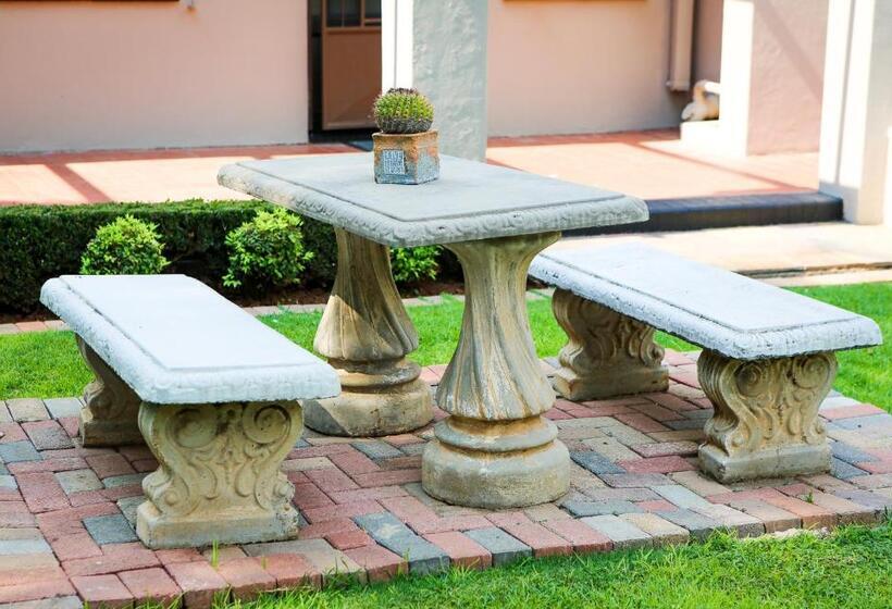 غرفة ديلوكس, Scott S Manor Guesthouse Function And Conference Venue