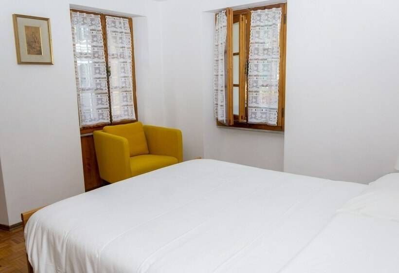 Апартаменты 2 Спальни, Incanto Walser Apartments Piazza