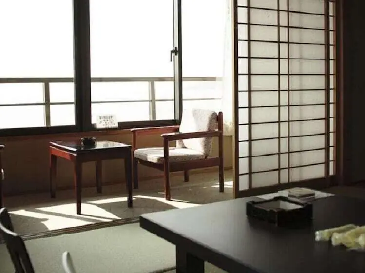 オーシャンビュークラシックルーム, Ryokan Kaiyutei