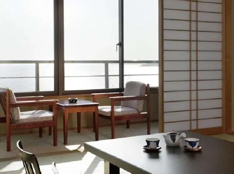 オーシャンビュークラシックルーム, Ryokan Kaiyutei