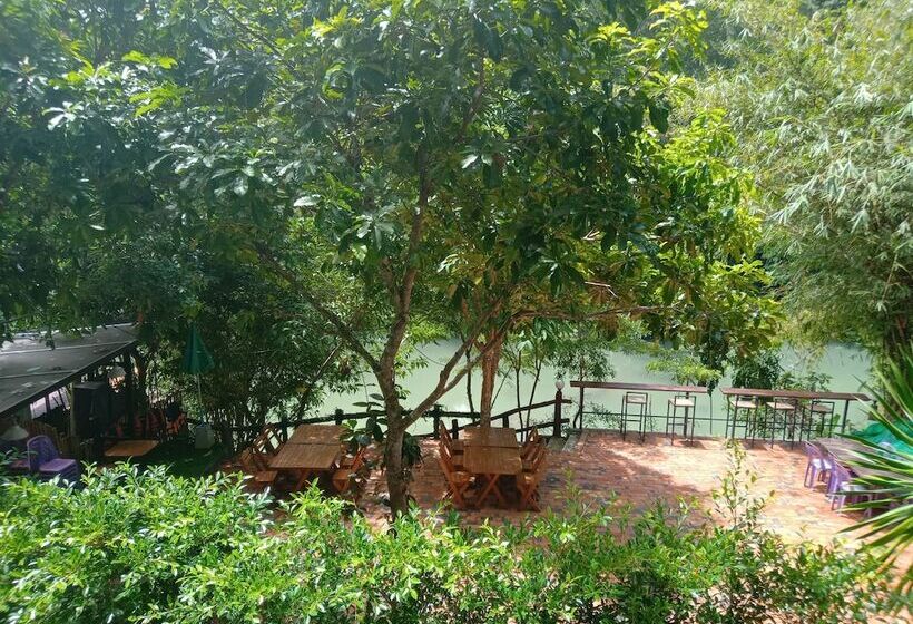 Четырехместный Номер Стандарт, Ban Kiangnam Resort