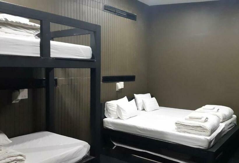 חדר סטנדרט, Capsule Hostel Chiangkhan