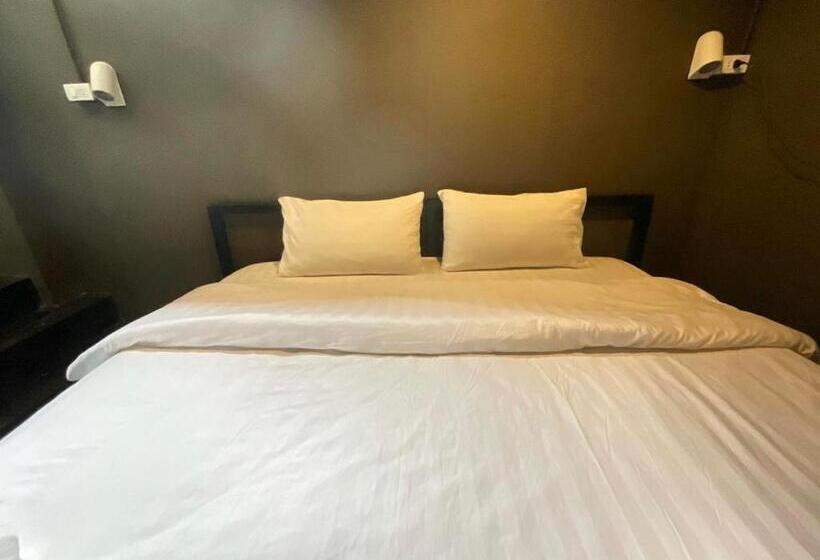 חדר דלוקס, Capsule Hostel Chiangkhan