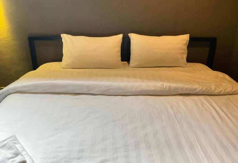 חדר דלוקס, Capsule Hostel Chiangkhan