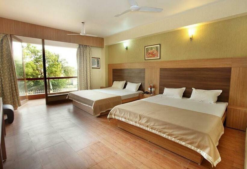 デラックスルーム, King S Queen Crown Mandarmoni