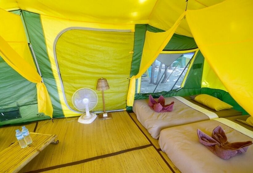 Standard Tent, Laoliang Beach