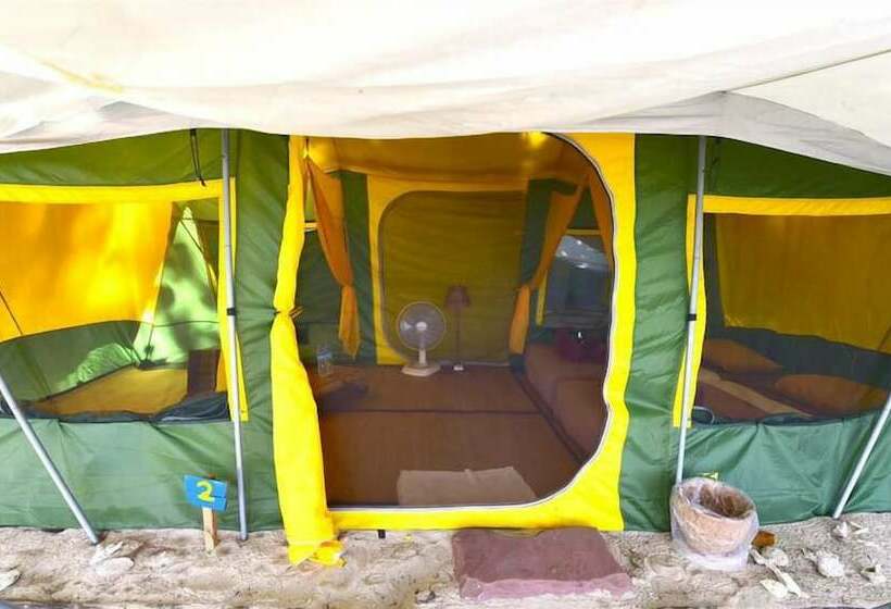 Standard Tent, Laoliang Beach