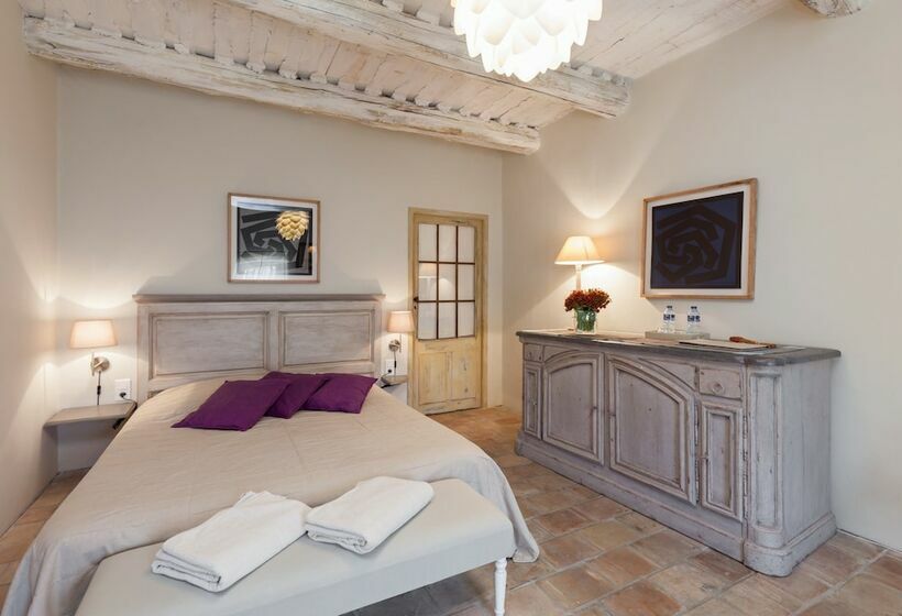 スタンダードルーム, La Louvière Des Bruyères