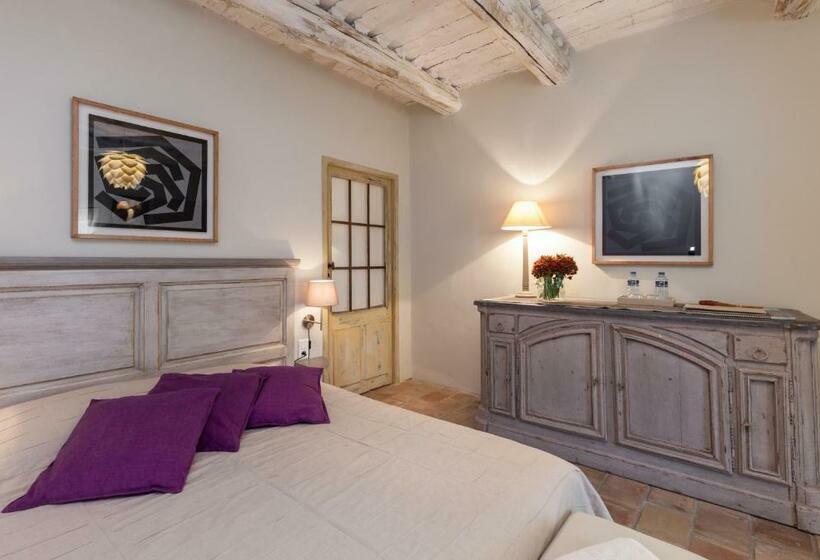 スタンダードルーム, La Louvière Des Bruyères